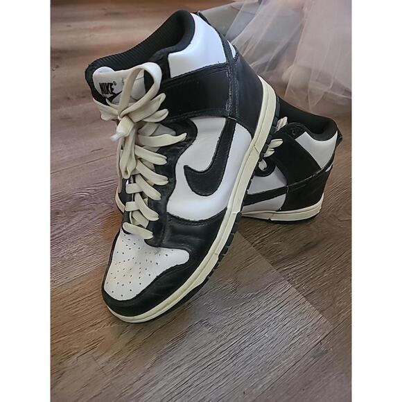 Nike Mens Dunk High Sneakers White And Black Size 6.5 - Picture 4 of 5